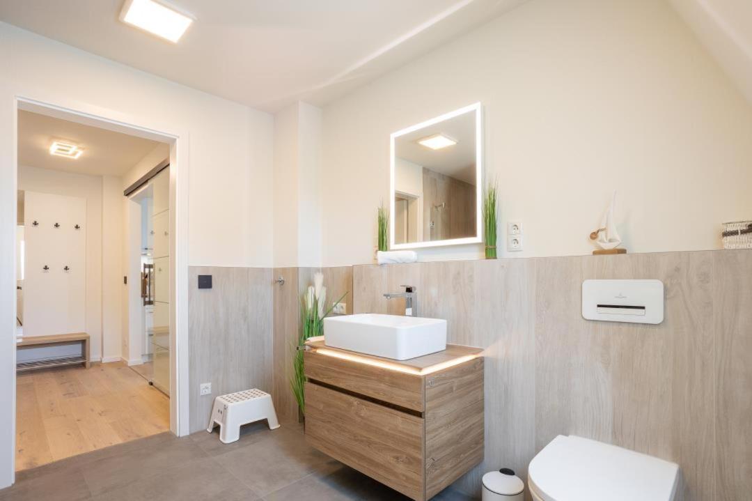 Villa Dornkamp 4 - Luxurioese Ferienwohnung Fuer 4 Personen Inklusive Balkon Und Sauna Timmendorfer Strand Bagian luar foto