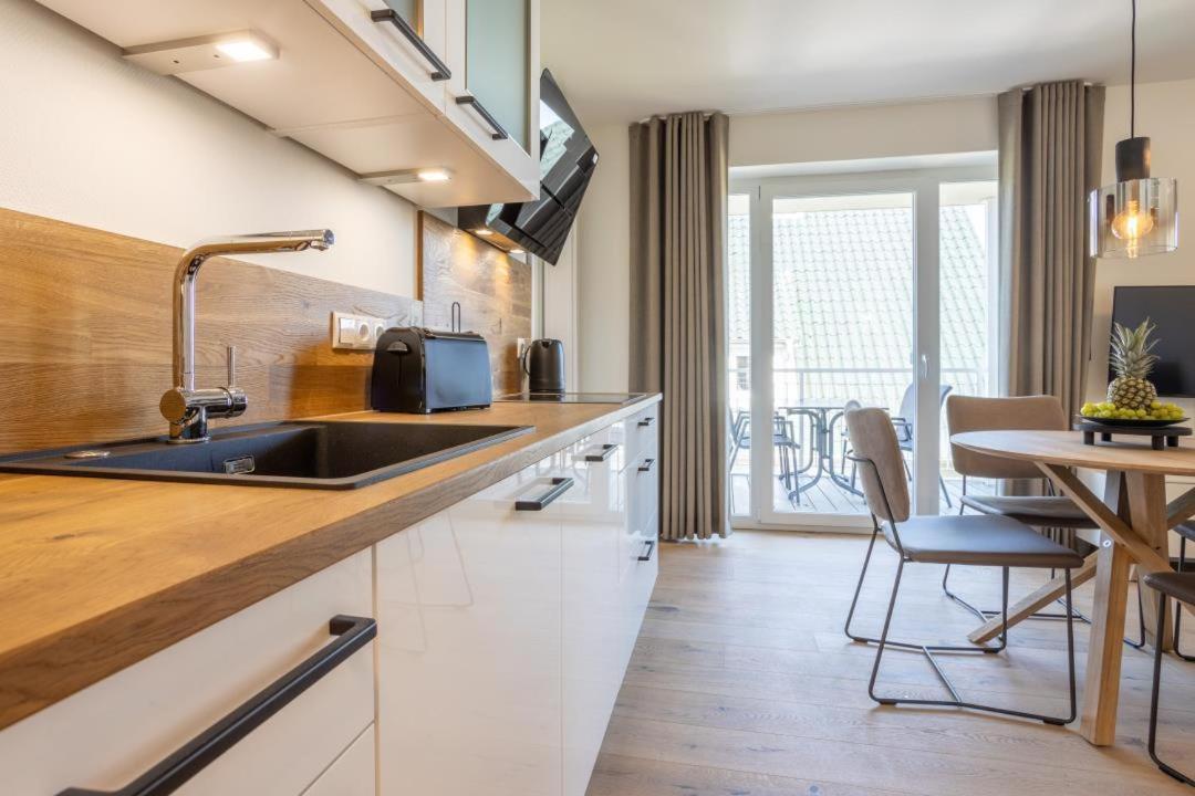 Villa Dornkamp 4 - Luxurioese Ferienwohnung Fuer 4 Personen Inklusive Balkon Und Sauna Timmendorfer Strand Bagian luar foto