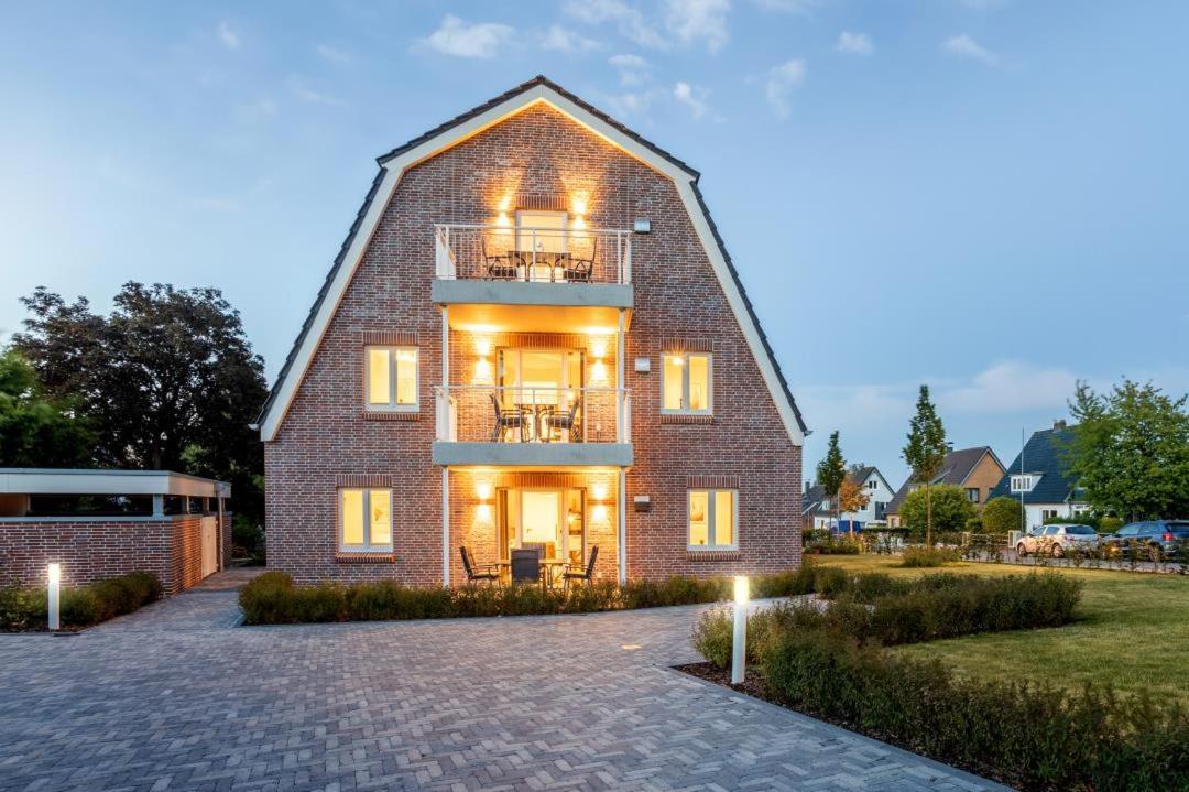 Villa Dornkamp 4 - Luxurioese Ferienwohnung Fuer 4 Personen Inklusive Balkon Und Sauna Timmendorfer Strand Bagian luar foto